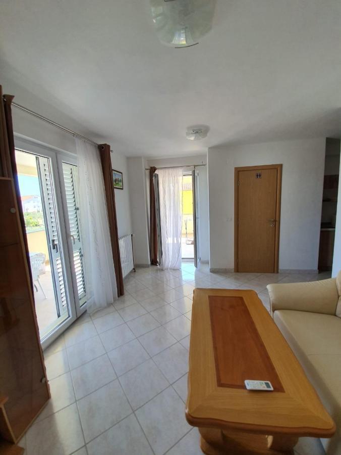 Apartments Vido Vodice Ngoại thất bức ảnh