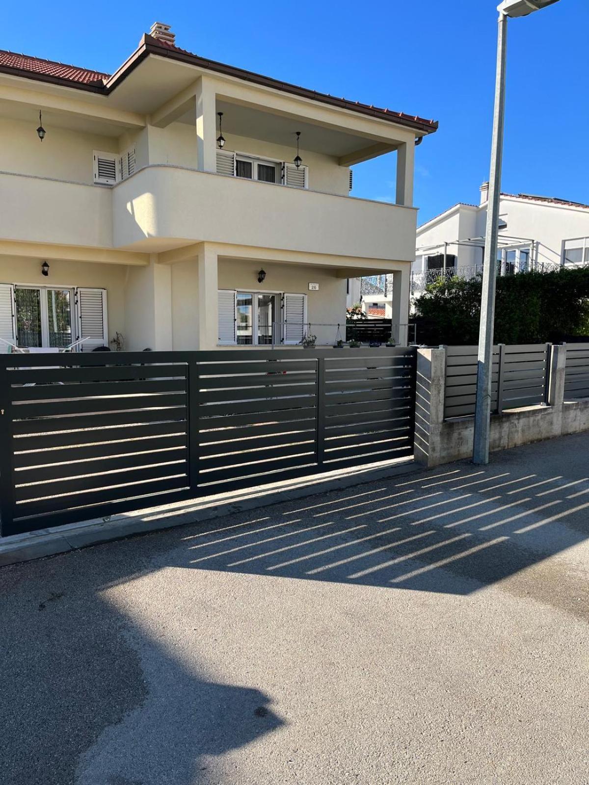 Apartments Vido Vodice Ngoại thất bức ảnh