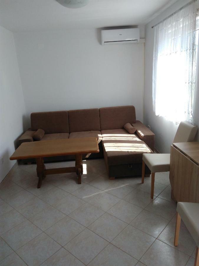 Apartments Vido Vodice Ngoại thất bức ảnh